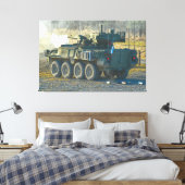 ARMORED PERSONNEL CARRIER - Stryker 32x48 Canvas Afdruk (Insitu (Slaapkamer))