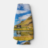 Arnarstapi Amtmansshus en de berg Stapafell, IJsla Flesjeskoeler (Voorkant)