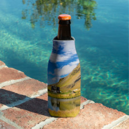 Arnarstapi Amtmansshus en de berg Stapafell, IJsla Flesjeskoeler