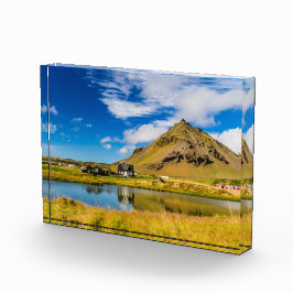 Arnarstapi Amtmansshus en de berg Stapafell, IJsla Fotoblokken