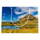 Arnarstapi Amtmansshus en de berg Stapafell, IJsla Groot Cadeauzakje (Voorkant)