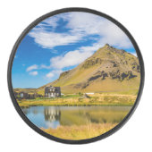 Arnarstapi Amtmansshus en de berg Stapafell, IJsla Hockey Puck (Voorkant)