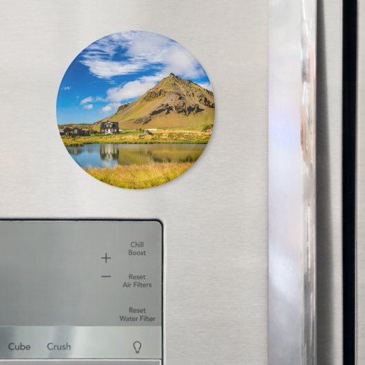 Arnarstapi Amtmansshus en de berg Stapafell, IJsla Magneet (Insitu (Koelkast))