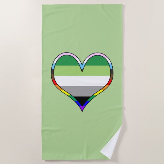 Aro Pride Heart Beach Towel Strandlaken (Voorkant)