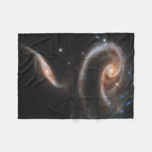 ARP 273 Interagerende sterrenstelsels in Andromeda Fleece Deken (Voorkant (Horizontaal))