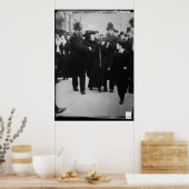 Arrestatie van een Suffragette in Londen Engeland  Poster (Keuken)