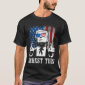 Arresteer deze Amerikaanse vlag van Trump 2025 T-shirt (Voorkant)