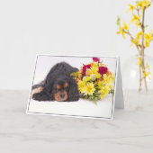 Arrogante Koning Charles Spaniel met de Bloemen Kaart (Gele Bloem)