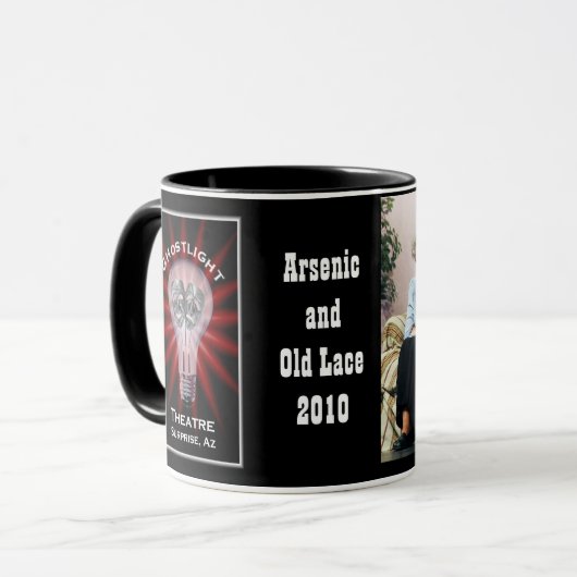 Arseen en oud kant mok (Voorkant links)