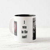 Arseen en oud kant tweekleurige koffiemok (Voorkant links)