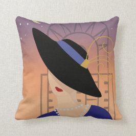 Art Deco 1930s Vrouw in Pet met Chrysler Building Kussen