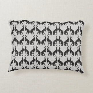 Art Deco Black Greyhound Design Accent Kussen