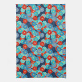 Art Deco-bloempatroon - blauw, turkooizen en rood Theedoek (Verticaal)