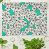 Art Deco bloempatroon - wit op turquoise Theedoek (Gevouwen)