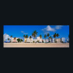 Art Deco District of South Beach Miami Poster<br><div class="desc">Dit is het kunstdecodistrict van South Beach Miami. De gebouwen worden geschilderd in pastelkleuren die omgeven zijn door tropische palmbomen.</div>