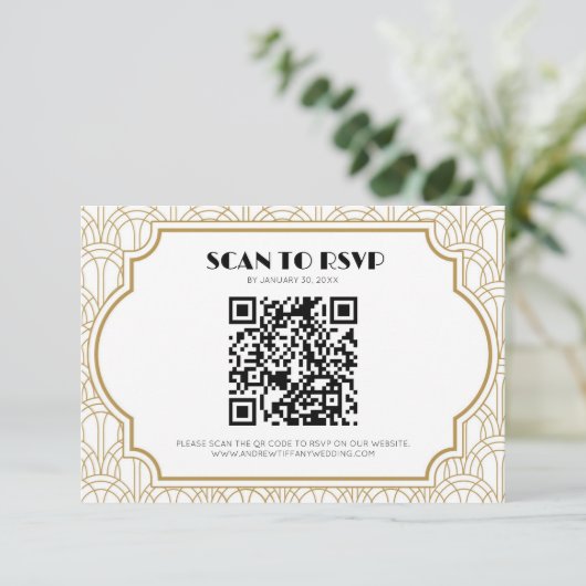 Art Deco Gatsby Jaren 20 Huwelijk Witte Goud QR Co RSVP Kaartje (Staand voorkant)