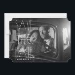 Art Deco Gatsby Save the Date | 5x7 uitnodigingska<br><div class="desc">Personaliseer je eigen 5x7 kaart. Klik op de Aanpassen knop om je kunst, ontwerpen of foto's toe te voegen om een unieke 5x7 uitnodigingskaart te maken! Probeer tekst toe te voegen met koele lettertypen en bekijk een voorbeeld van je creatie! Onze eenvoudige te personaliseren 5x7 uitnodigingskaart heeft geen minimum bestellingen...</div>