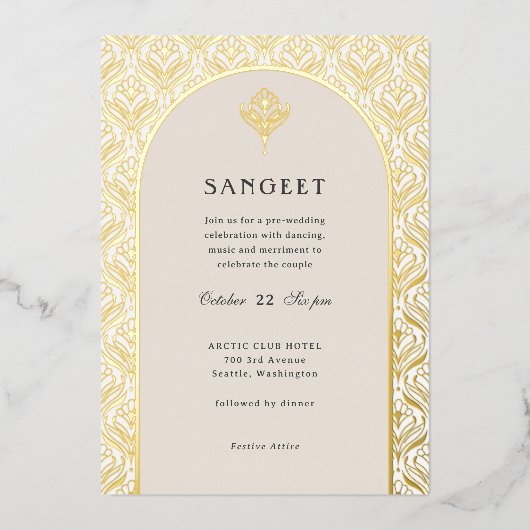 Art Deco Goud Bloemen Indiaas Bruiloft Sangeet Folie Uitnodiging (Voorkant)