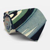 Art Deco Lovers Kiss in The Waves bij Beach Stropdas (Opgerold)