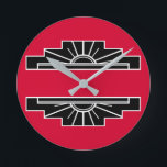 Art Deco Motif in B&W en Red Ronde Klok<br><div class="desc">Klassieke Kunst Deco zonmotif in zwart-wit met rode achtergrond.</div>