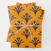 Art Deco Patroon 02 - Deco Zwart op Vivid Gamboge Inpakpapier Vel (In situ)