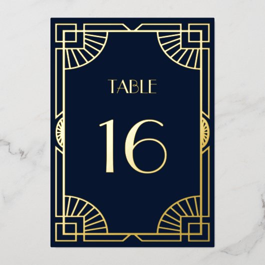 Art Deco Pattern Gold Wedding Table Number Folie Uitnodiging (Voorkant)