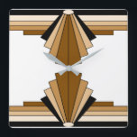 Art Deco Pattern in Oranje en Tan Vierkante Klok<br><div class="desc">Dit patroon is gebaseerd op klassieke kunstdecovormen.</div>