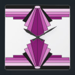 Art Deco Pattern in Pinks Square Wall Clock Vierkante Klok<br><div class="desc">Dit patroon is gebaseerd op klassieke kunstdecovormen,  die van oorsprong zijn uit de jaren 20 en 30 van de vorige eeuw.</div>