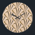 Art Deco Schalen: Geometrische Gouden Glamour Grote Klok<br><div class="desc">Geometrische kleur naadloos patroon. Abstracte ventilator, schalen, shell textuur. Squama stijl, art deco achtergrond met beige en gouden lijnen. Decoratief luxe textiel, behang, inpakpapier vullen Luxe geometrisch patroon met gouden tinten. Verhoog uw decor met een vleugje weelde. Geometrische ventilator en shell patroon met luxe gevoel. geometrisch, achtergrond, patroon, abstract, illustratie,...</div>