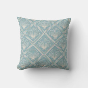 Art Deco Shell Pattern in Duck Egg Blue en beige Kussen