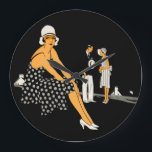 Art Deco Woman schetst poladot Black Grote Klok<br><div class="desc">Dit afbeelding maakte oorspronkelijk deel uit van een advertentie uit 1930 voor White Kind Shoes van de Amalgamated Leather Companies Inc. Vandaag maken ze hun weg naar producten die perfect zijn voor thuis, voor kantoor en voor de reis daartussenin.</div>