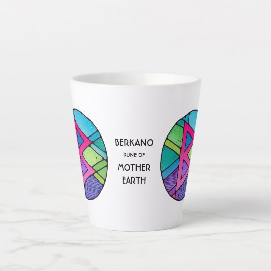Art Nouveau Berkano Rune Latte Mok – Moeder Aarde! (Voorkant)