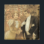 art nouveau flirt koekjes, Alphonse Mucha Magneet<br><div class="desc">illustratie franse Art Nouveau adverteren het ontwerp van het poster voor Flirt Biscuits door Alphons Mucha. c. 1899. Dit reclameontwerp voor liefde en romance is uitgerust met een nieuw bruid en bruinkoppel dat flirt. De vrouw zit in een elegante Victoriaans trouwjurk en het man zit in een dapper, fancy tuxedo....</div>
