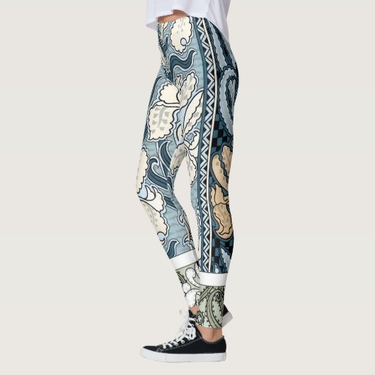 Art Nouveau, Garden Iris Flowers Leggings (Links)