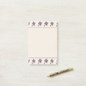 Art Nouveau Paarse Bloempatroon Post-it® Notes (Op bureau)