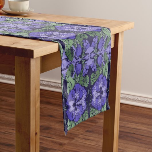 Art Nouveau Pansies Table Runner Korte Tafelloper (Voorbeeld)