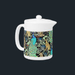 Art Nouveau Peacock Print, Turquoise & Neutrals Theepot<br><div class="desc">Kunst Nieuw-veau patroon gebaseerd op een  wandtapijt van William Morris geïnspireerd weefsel dat een bosgebied weergeeft met pauzes,  hazen en vossen,  digitaal gemaakt in turquoise,  greens,  browns en een zwarte achtergrond voor de blik van een traditionele tapestry</div>