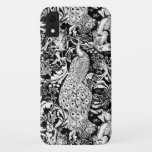 Art Nouveau Peacock Print, zwart en wit iPhone XR Hoesje<br><div class="desc">Kunstgenummerd patroon gebaseerd op een  wandtapijten van William Morris geïnspireerd weefsel waarin een bosgebied wordt afgebeeld met pauzes,  hazen en vossen,  digitaal in zwart-wit gesmolten</div>