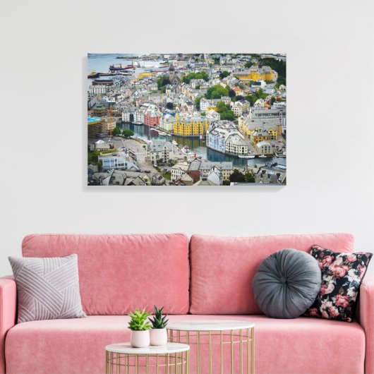 Art Nouveau stad Alesund, Noorwegen canvas print (Insitu (Woonkamer))