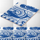 Art Nouveau Vis & Lily Frieze Patroon Tegeltje<br><div class="desc">Dit blauw-witte art nouveau fries afbeelding van een vis en lelie pad is afgeleid van een antiek Victoriaans tijdperk. 1894,  kunsttijdschrift. U kunt de kleuren aanpassen.</div>