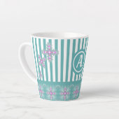 Artdeco Flowers in Retro Style with monogram Latte Mok (Linkerhoek)