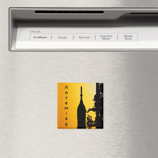 Artemis II to Launch Pad Magneet (Insitu (Vaatwasser))