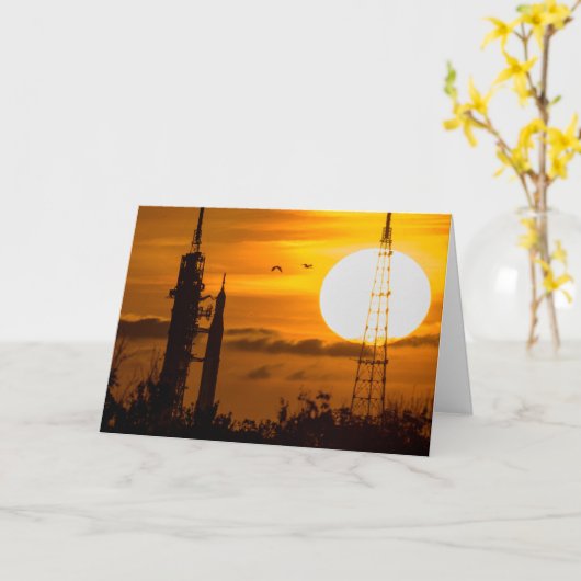 Artemis Moon Rocket in Dawn Kaart (Gele Bloem)