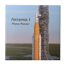 Artemis One Moon Rocket op pad