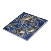 Artful Elegance -  Japanse karper in golven Tegeltje (Zijkant)