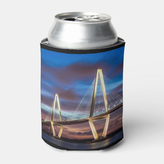 Arthur Ravenel Bridge bij nacht Blikjeskoeler (Blikje Voorkant)