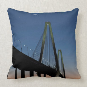 Arthur Ravenel Jr. Bridge in Dusk Kussen