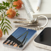 Arthur Ravenel Jr. Bridge in Dusk Sleutelhanger (Voorkant Rechts)