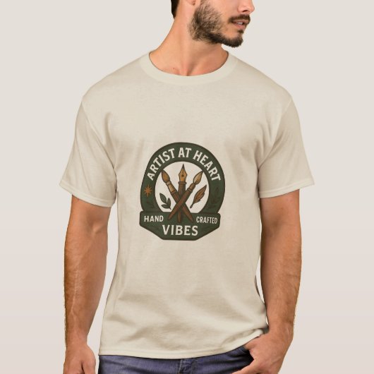 Artiest bij Heart Hand-Crafted Badge T-shirt (Voorkant)