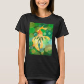 Artistic Fancy Goldfish With Green Background Vect T-shirt (Voorkant)